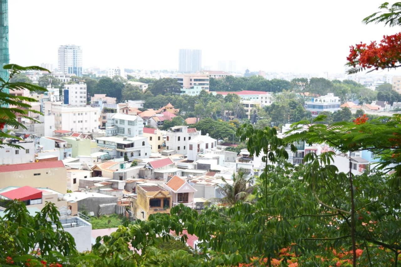 Rumah 340 m² dengan 7 kamar tidur dan 7 kamar mandi pribadi di Nguyen An Ninh Apartment Vung Tau Bagian luar foto